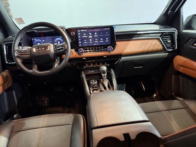 2024 GMC Canyon Crew Cab Short Box 4-Wheel Drive AT4
