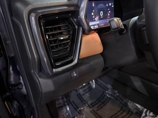 2023 GMC Canyon Crew Cab Short Box 4-Wheel Drive AT4