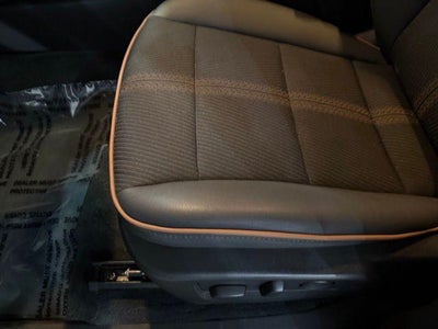 2023 GMC Canyon Crew Cab Short Box 4-Wheel Drive AT4