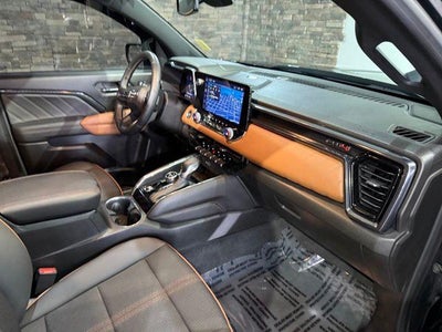 2023 GMC Canyon Crew Cab Short Box 4-Wheel Drive AT4