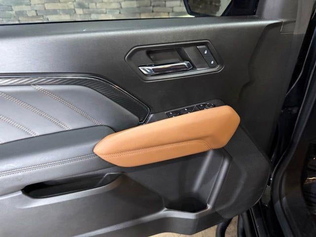 2023 GMC Canyon Crew Cab Short Box 4-Wheel Drive AT4