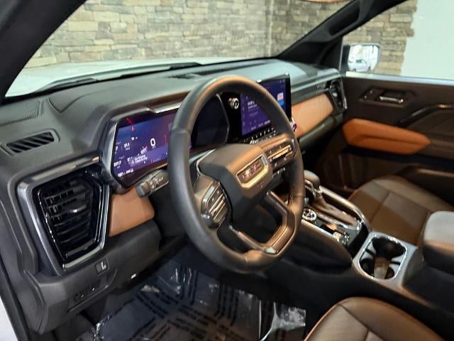 2024 GMC Canyon Crew Cab Short Box 4-Wheel Drive AT4