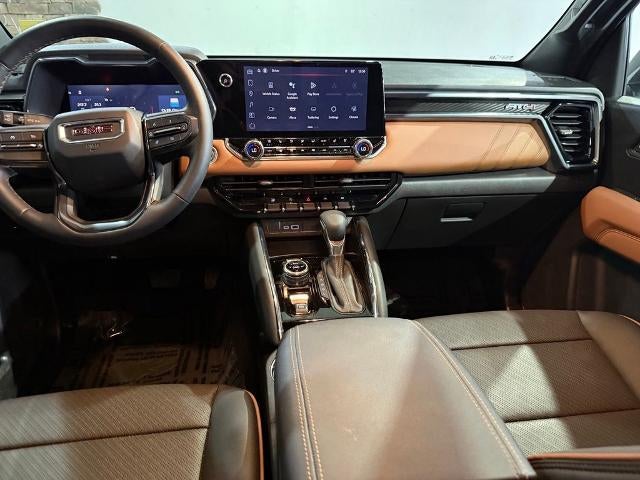 2024 GMC Canyon Crew Cab Short Box 4-Wheel Drive AT4