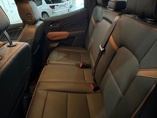 2024 GMC Canyon Crew Cab Short Box 4-Wheel Drive AT4