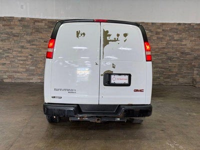 2011 GMC Savana Cargo Van 1500 Regular Wheelbase Rear-Wheel Drive