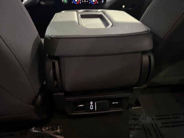 2024 GMC Sierra 1500 Crew Cab Short Box 4-Wheel Drive Elevation 3SB