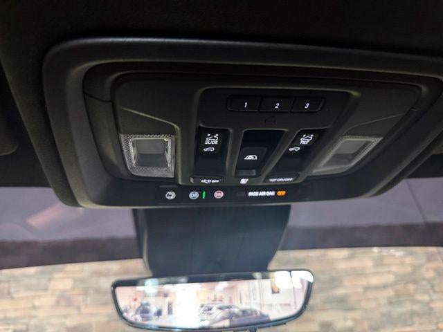 2022 GMC Sierra 1500 Crew Cab Short Box 4-Wheel Drive Denali Ultimate