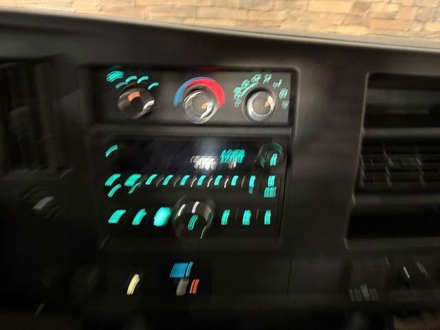 2016 GMC Savana Cargo Van 2500 Regular Wheelbase Rear-Wheel Drive
