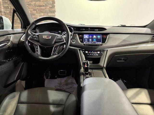 2022 Cadillac XT5 AWD 4dr Sport