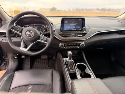 2025 Nissan Altima SR FWD