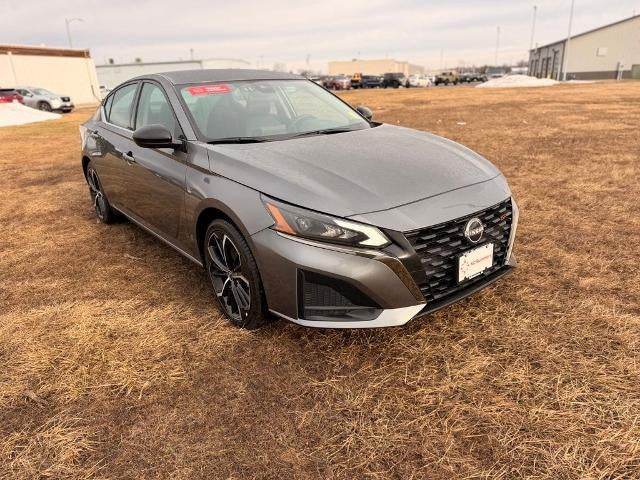 2025 Nissan Altima SR FWD