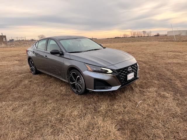 2025 Nissan Altima SR FWD