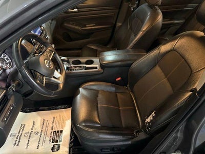 2021 Nissan Altima 2.5 SR Sedan