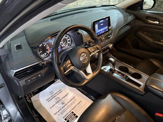 2021 Nissan Altima 2.5 SR Sedan