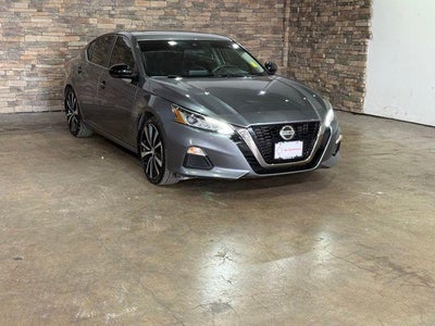 2021 Nissan Altima 2.5 SR Sedan