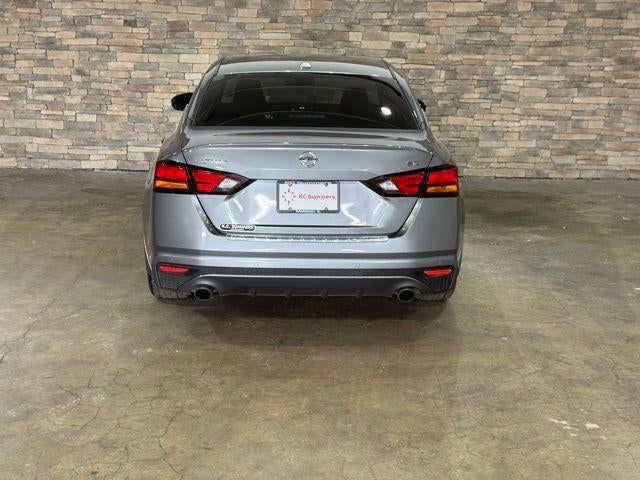2021 Nissan Altima 2.5 SR Sedan