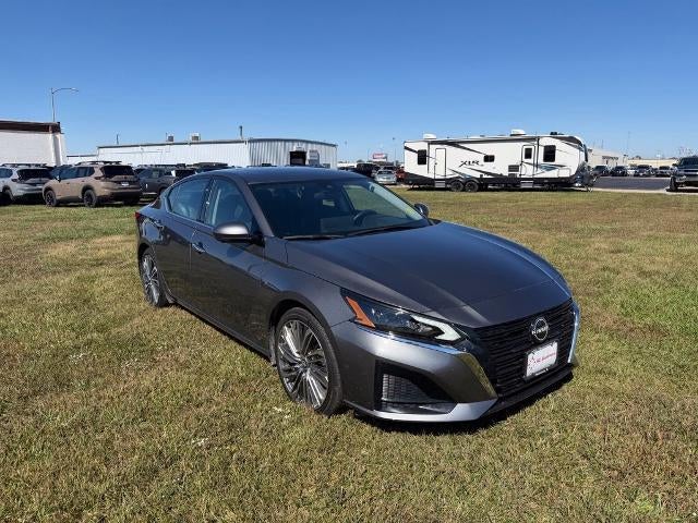 2024 Nissan Altima 2.5 SL Sedan