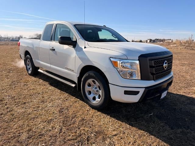 2021 Nissan Titan 4x2 King Cab S