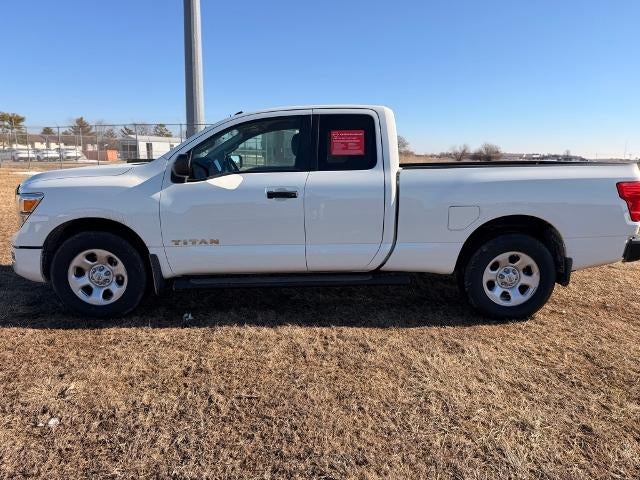 2021 Nissan Titan 4x2 King Cab S