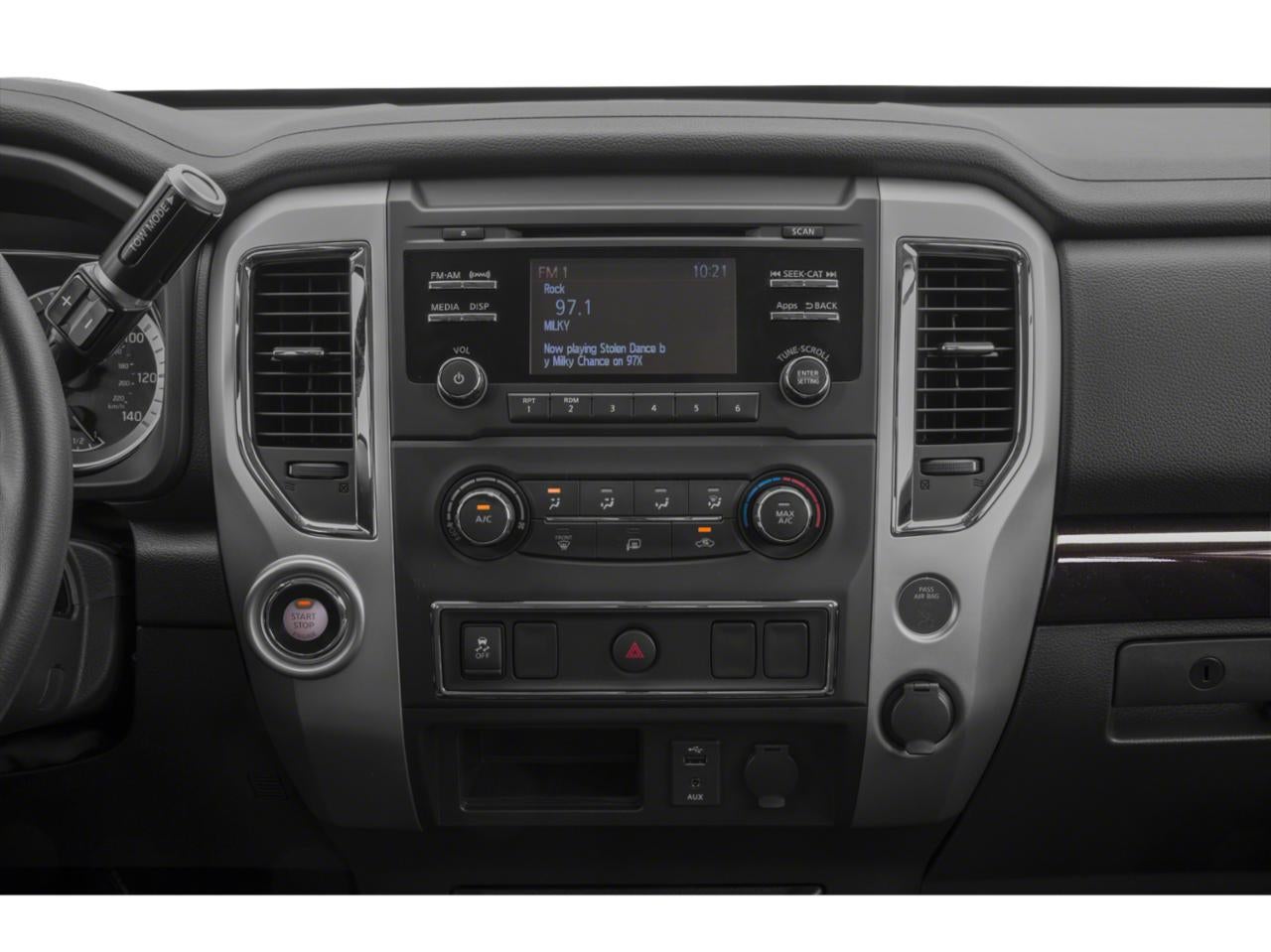 2018 Nissan Titan 4x4 Crew Cab SV