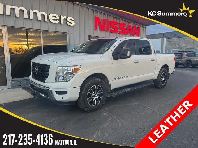 2020 Nissan Titan 4x4 Crew Cab SV