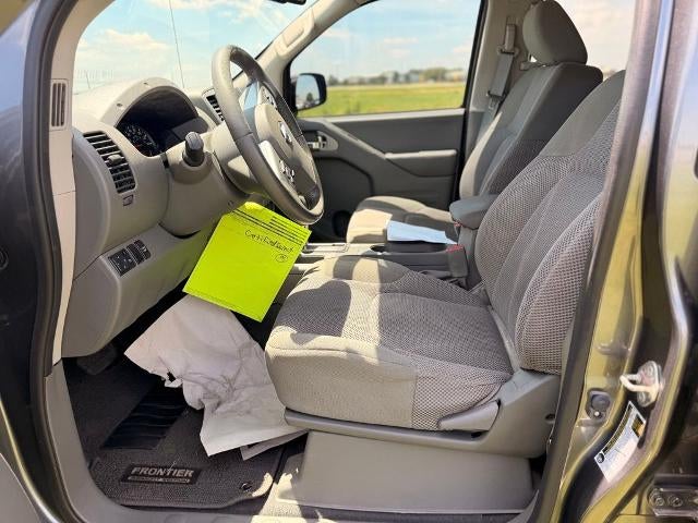 2019 Nissan Frontier Crew Cab 4x2 SV Auto