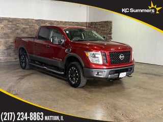 2016 Nissan Titan XD 4WD Crew Cab PRO-4X Diesel