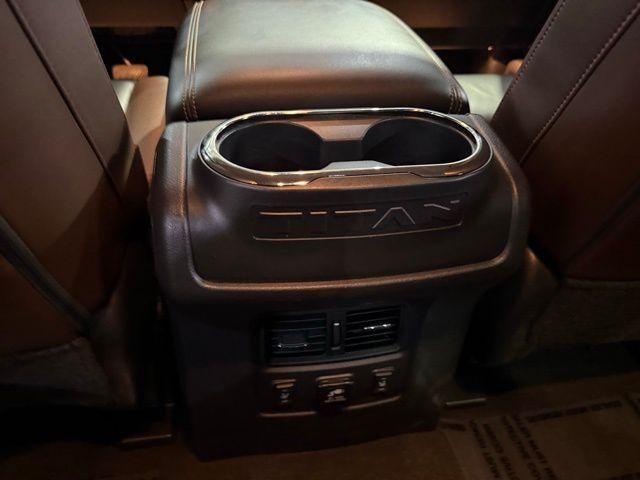 2017 Nissan Titan XD 4x4 Diesel Crew Cab Platinum Reserve