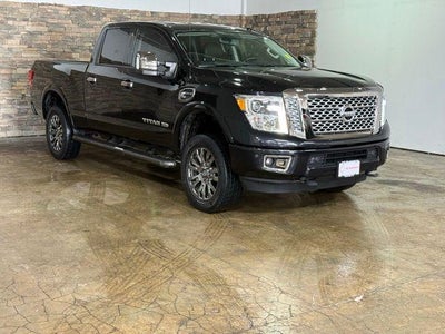 2017 Nissan Titan XD 4x4 Diesel Crew Cab Platinum Reserve