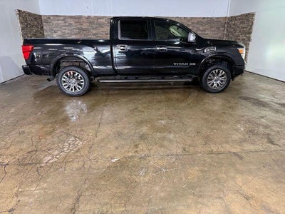 2017 Nissan Titan XD 4x4 Diesel Crew Cab Platinum Reserve