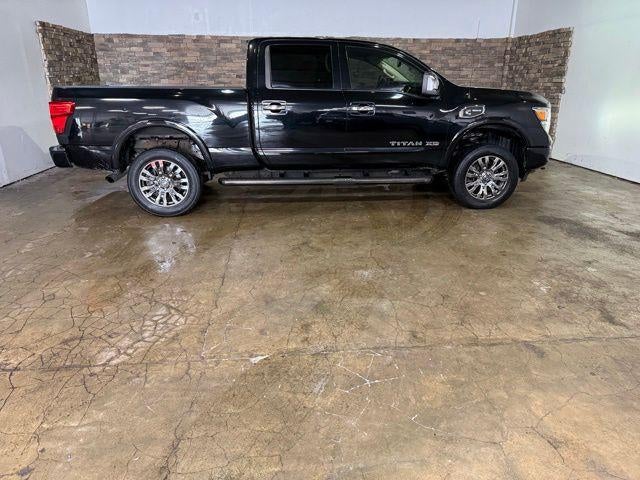2017 Nissan Titan XD 4x4 Diesel Crew Cab Platinum Reserve