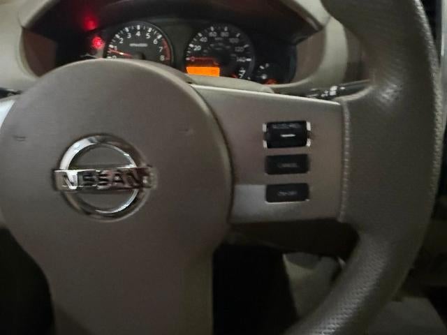 2017 Nissan Frontier 2017.5 Crew Cab 4x4 SV V6 Auto