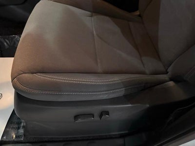 2024 Nissan Frontier Crew Cab 4x2 SV