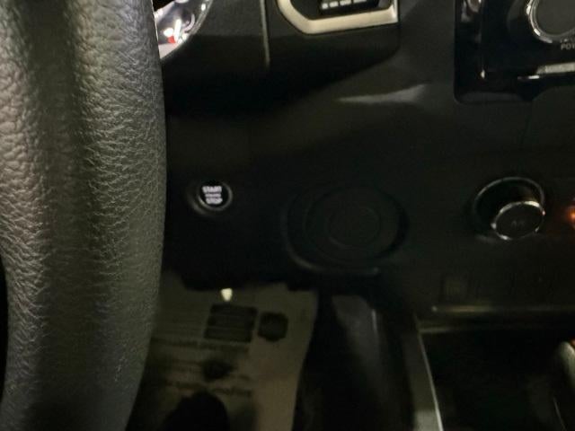 2024 Nissan Frontier Crew Cab 4x2 SV