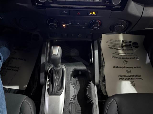 2024 Nissan Frontier Crew Cab 4x2 SV