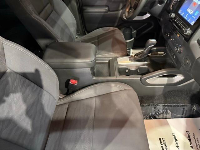 2024 Nissan Frontier Crew Cab 4x2 SV