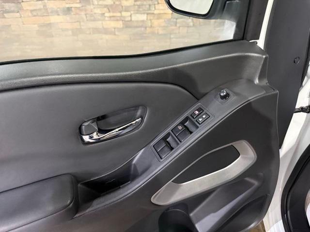 2024 Nissan Frontier Crew Cab 4x2 SV