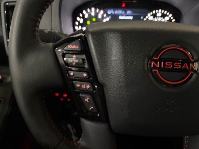 2025 Nissan Frontier Crew Cab 4x4 PRO-4X