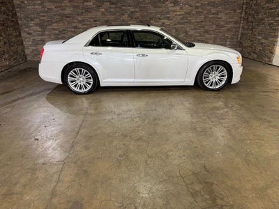 2011 Chrysler 300 4dr Sdn 300C RWD