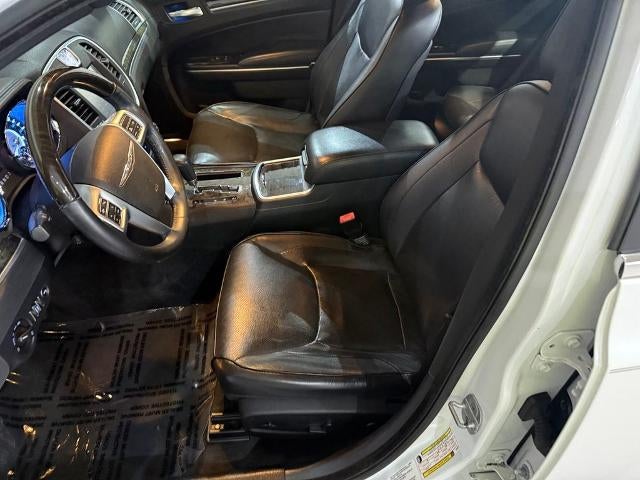2011 Chrysler 300 4dr Sdn 300C RWD
