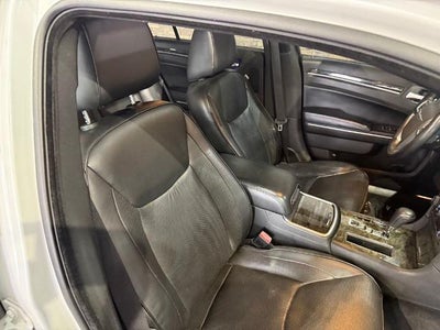 2011 Chrysler 300 4dr Sdn 300C RWD