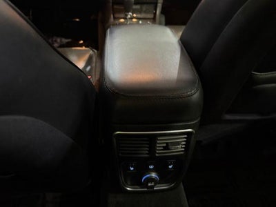 2011 Chrysler 300 4dr Sdn 300C RWD