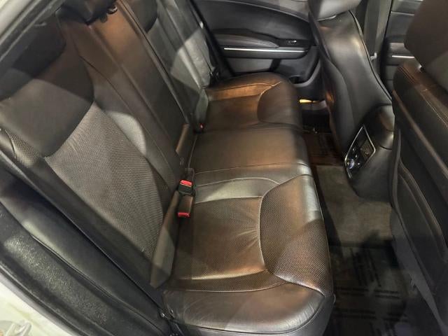 2011 Chrysler 300 4dr Sdn 300C RWD
