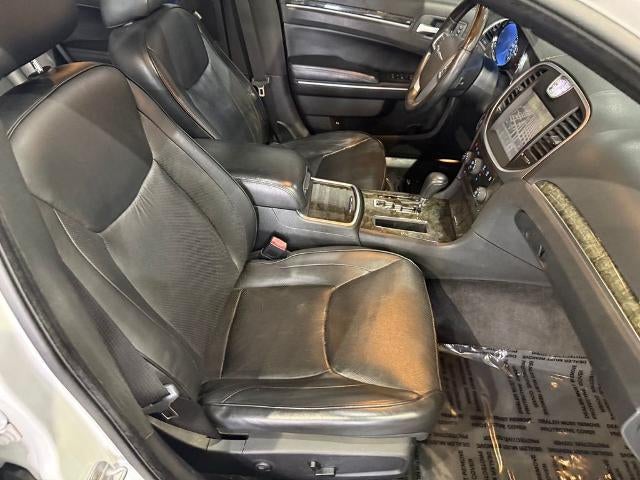 2011 Chrysler 300 4dr Sdn 300C RWD