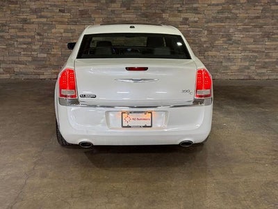 2011 Chrysler 300 4dr Sdn 300C RWD