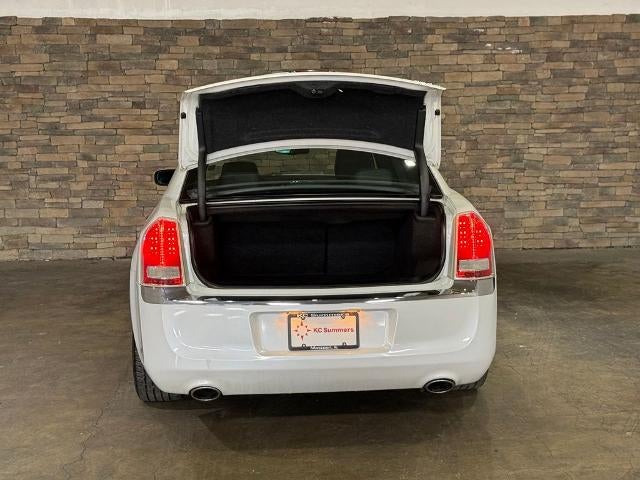 2011 Chrysler 300 4dr Sdn 300C RWD