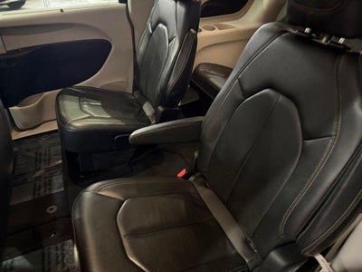 2019 Chrysler Pacifica Touring L FWD