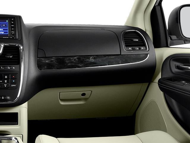 2012 Chrysler Town & Country 4dr Wgn Touring-L