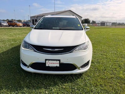 2020 Chrysler Pacifica Limited FWD