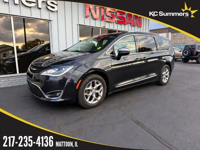 2018 Chrysler Pacifica Limited FWD